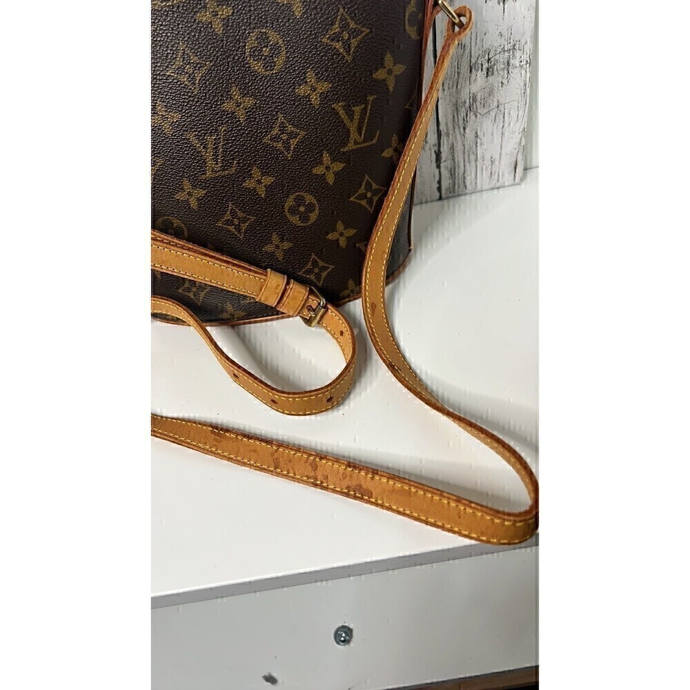 Louis Vuitton Brown Drouot Monogram Canvas Crossbody Bag - Picture 5 of 12